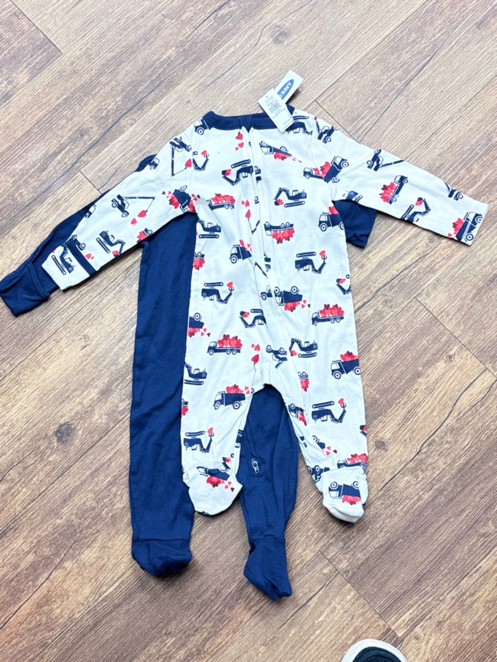 Old Navy 2-pack Baby Boys footed Sleepers